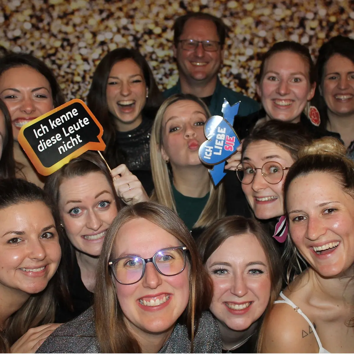 Fotobox Event — Gäste beim Spaß